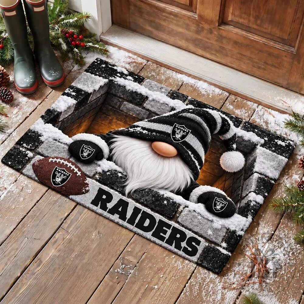 Las Vegas Raiders Football Team Gnome Snow Christmas Doormat